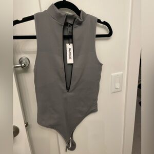 Garage grey body suit